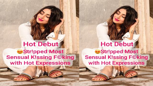 Hottest Actress Sensual Expression Viral Clip