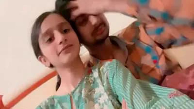 Viral Pakistani Dehati – Loud Moans Chudai MMS