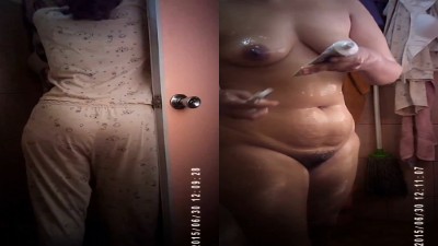 Sexy Housewife Takes A Quick Shower Naked Mms Online