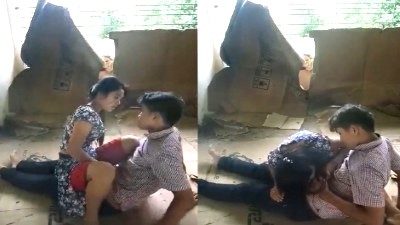 Horny Teen Girl Sucks And Fucking Boyfriend